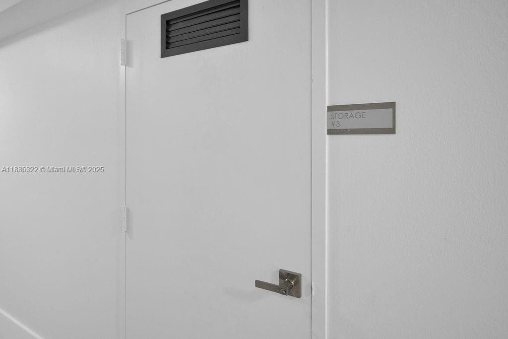 6039 Collins Ave # 1126, Miami Beach FL 33140 — 34