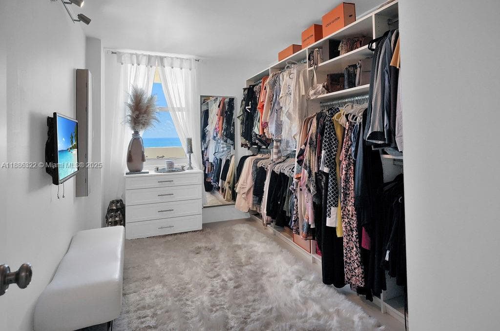 6039 Collins Ave # 1126, Miami Beach FL 33140 — 14