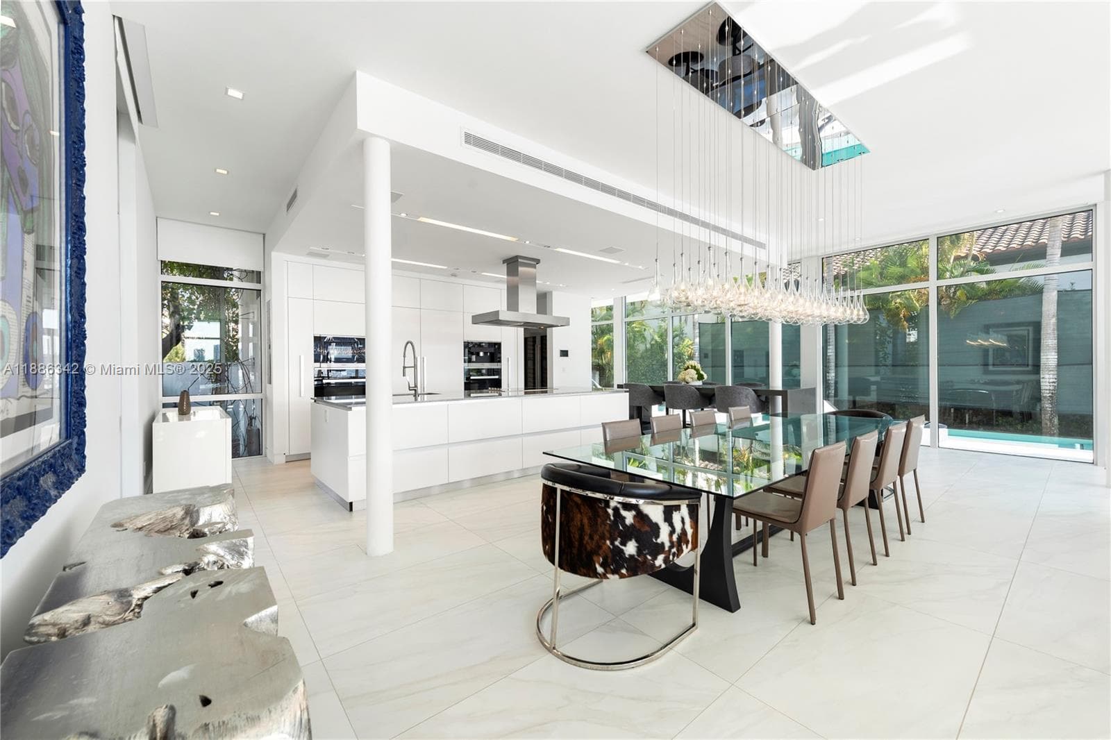 440 S Hibiscus Dr, Miami Beach FL 33139 — 10