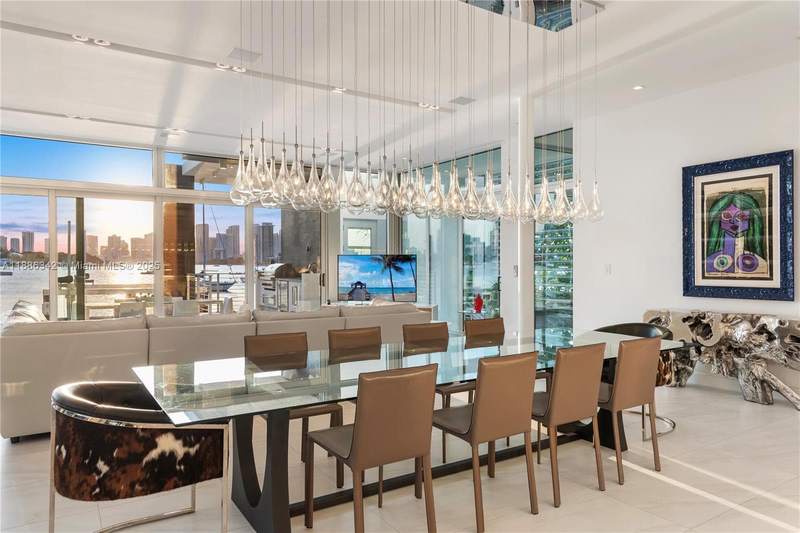 440 S Hibiscus Dr, Miami Beach FL 33139 — 14
