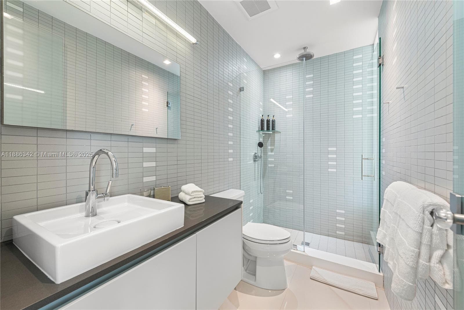 440 S Hibiscus Dr, Miami Beach FL 33139 — 51