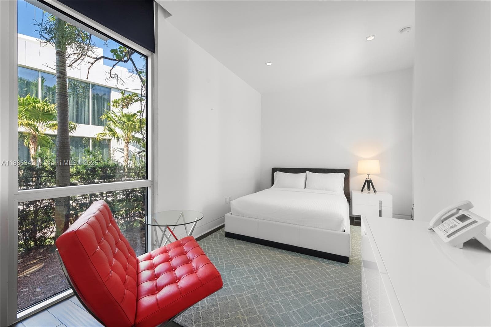 440 S Hibiscus Dr, Miami Beach FL 33139 — 54