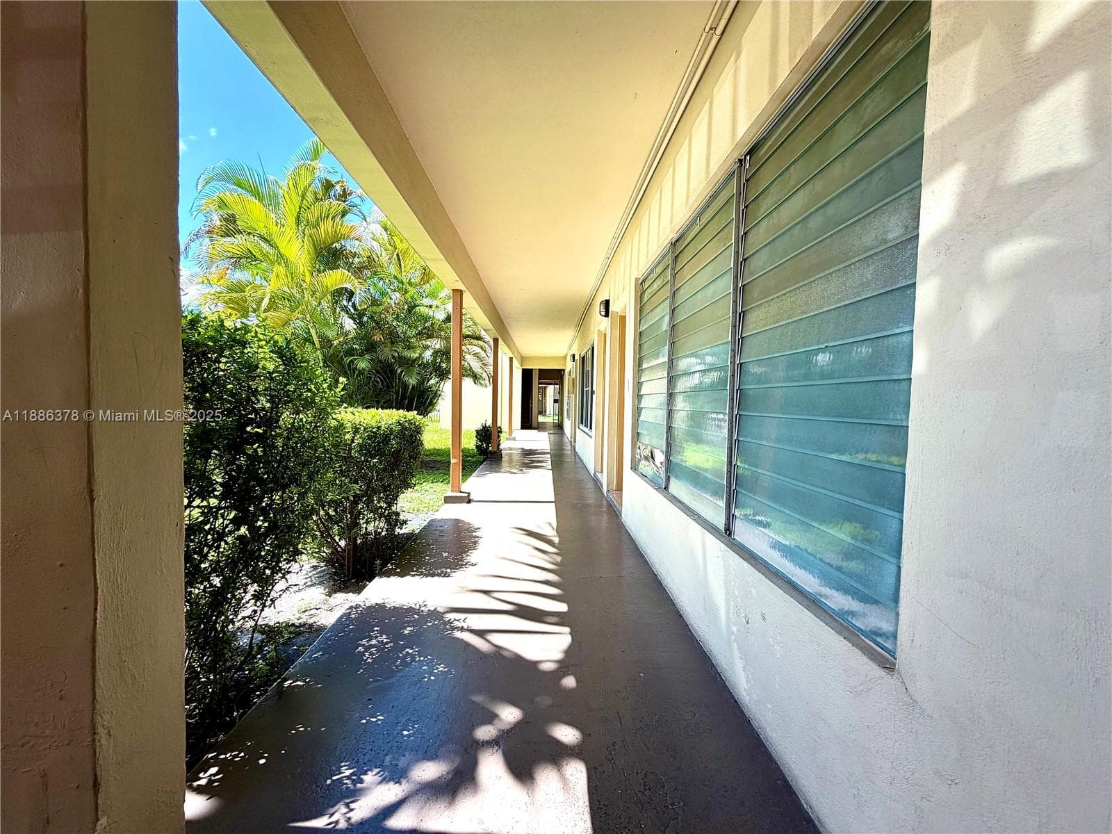 1885 NE 121st St # 3, North Miami FL 33181 — 16