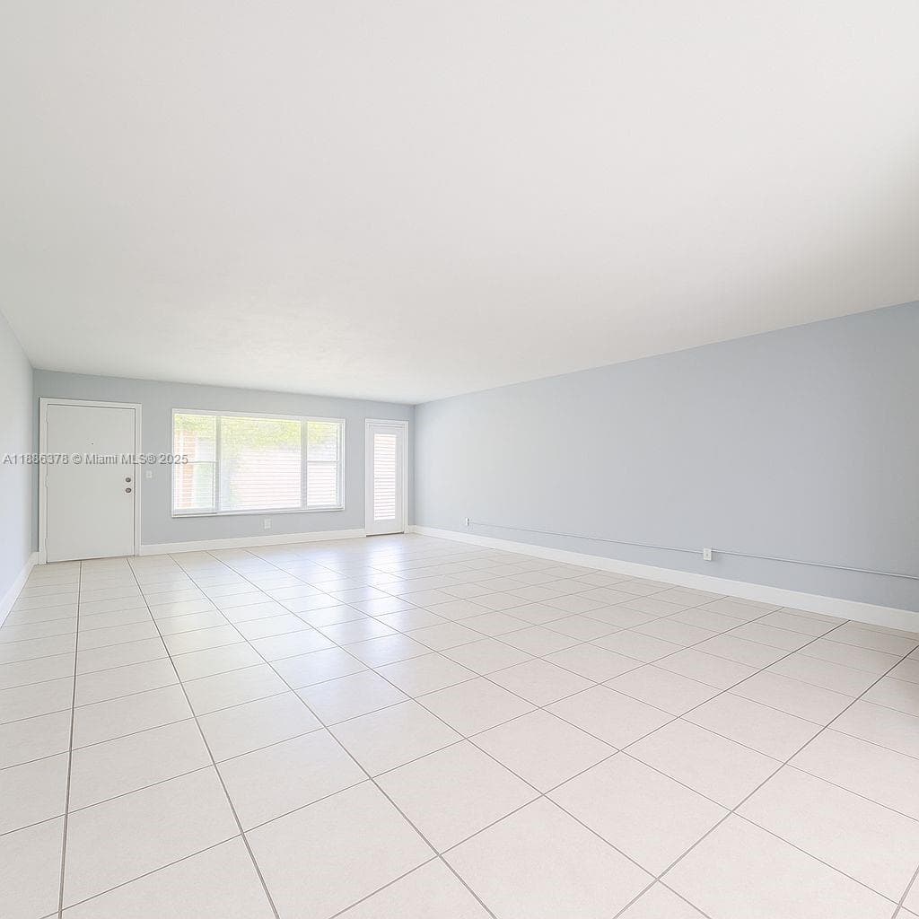 1885 NE 121st St # 3, North Miami FL 33181 — 5