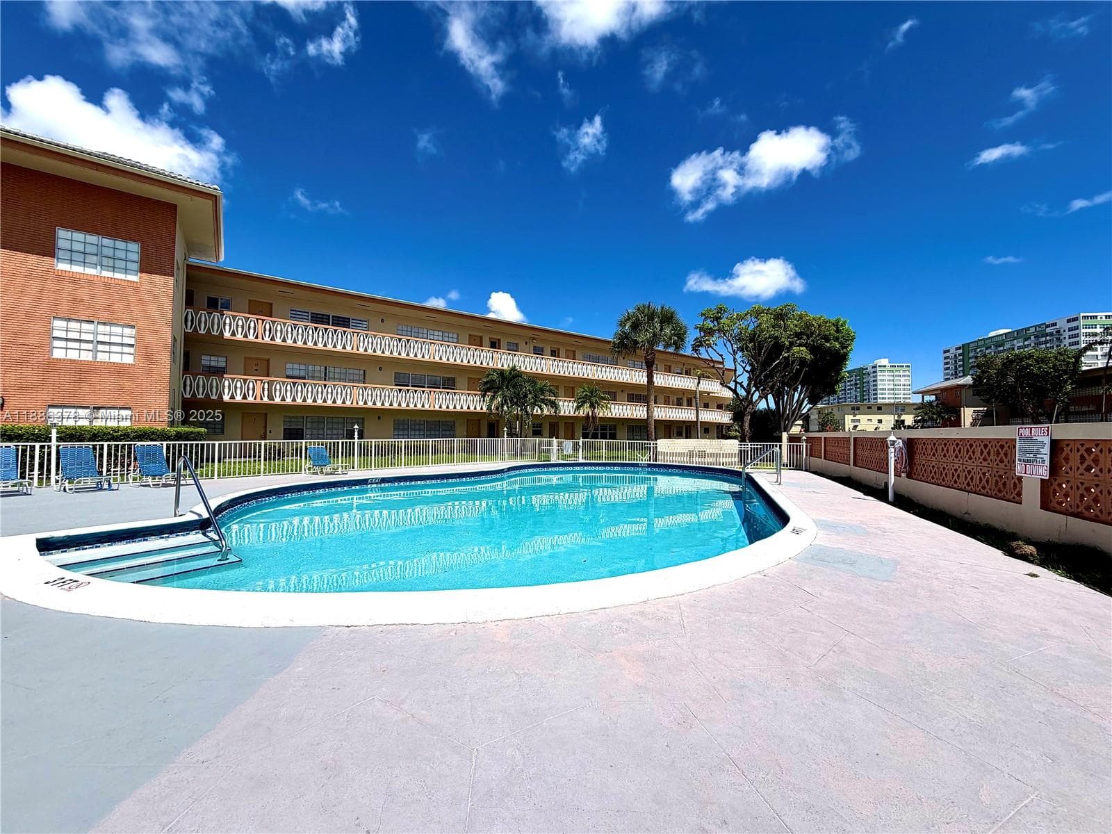 1885 NE 121st St # 3, North Miami FL 33181 — 20