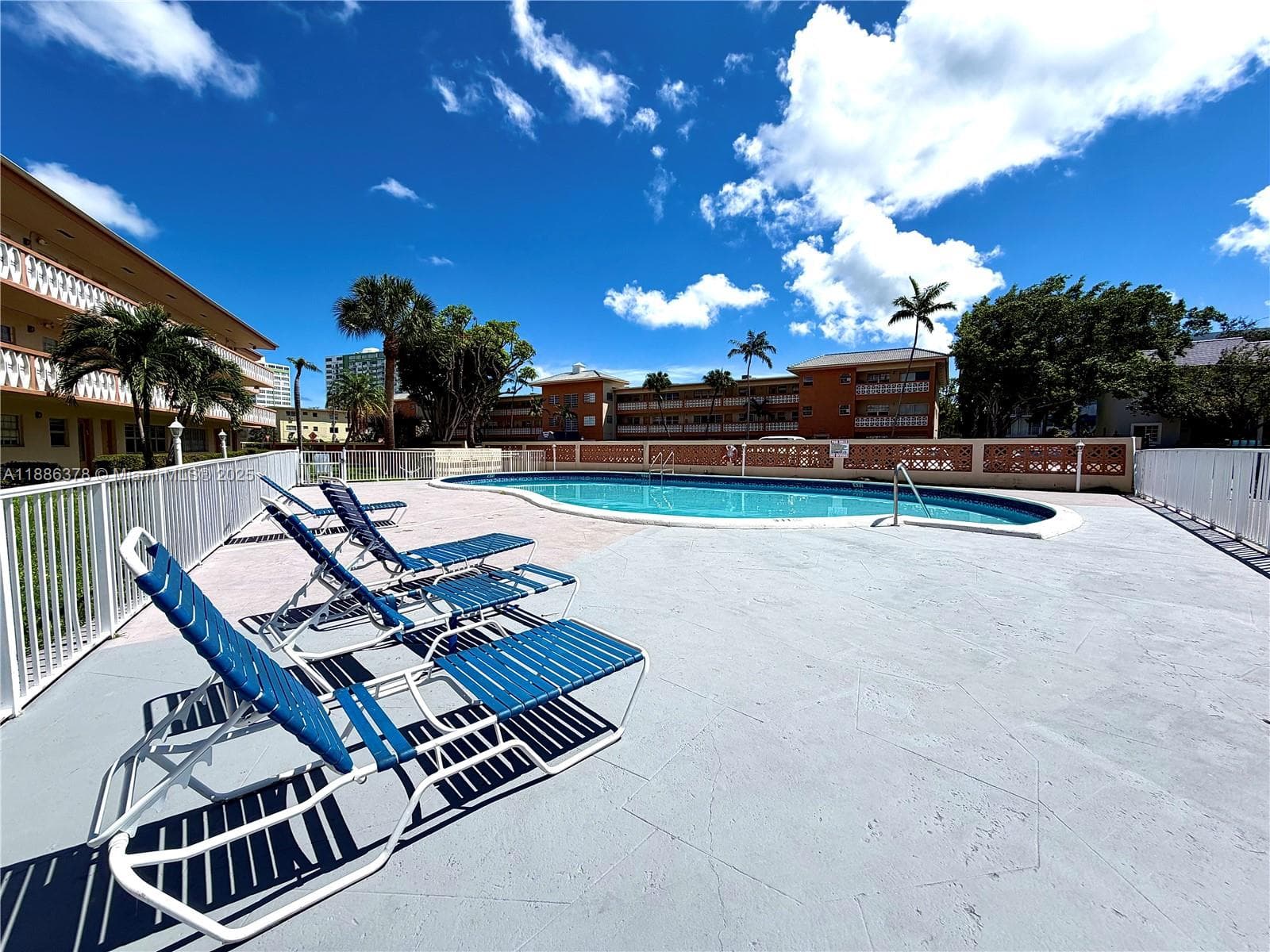 1885 NE 121st St # 3, North Miami FL 33181 — 18