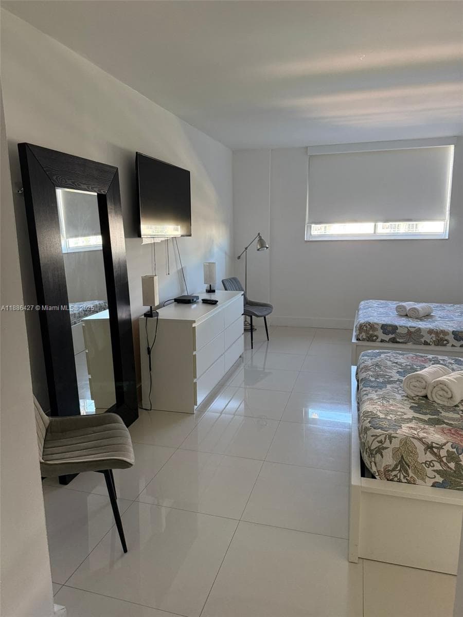 19370 Collins Ave # 904, Sunny Isles Beach FL 33160 — 17