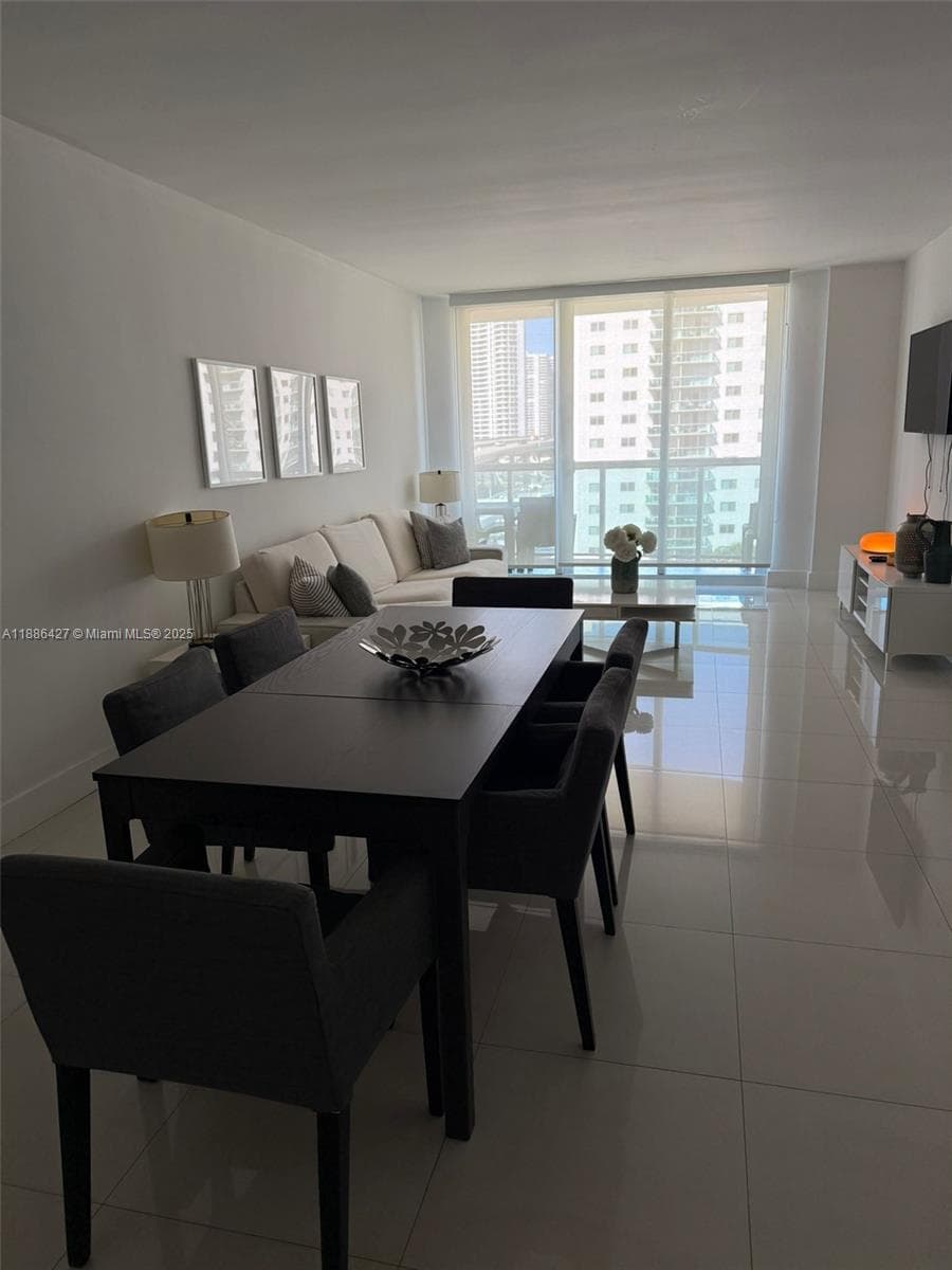 19370 Collins Ave # 904, Sunny Isles Beach FL 33160 — 24