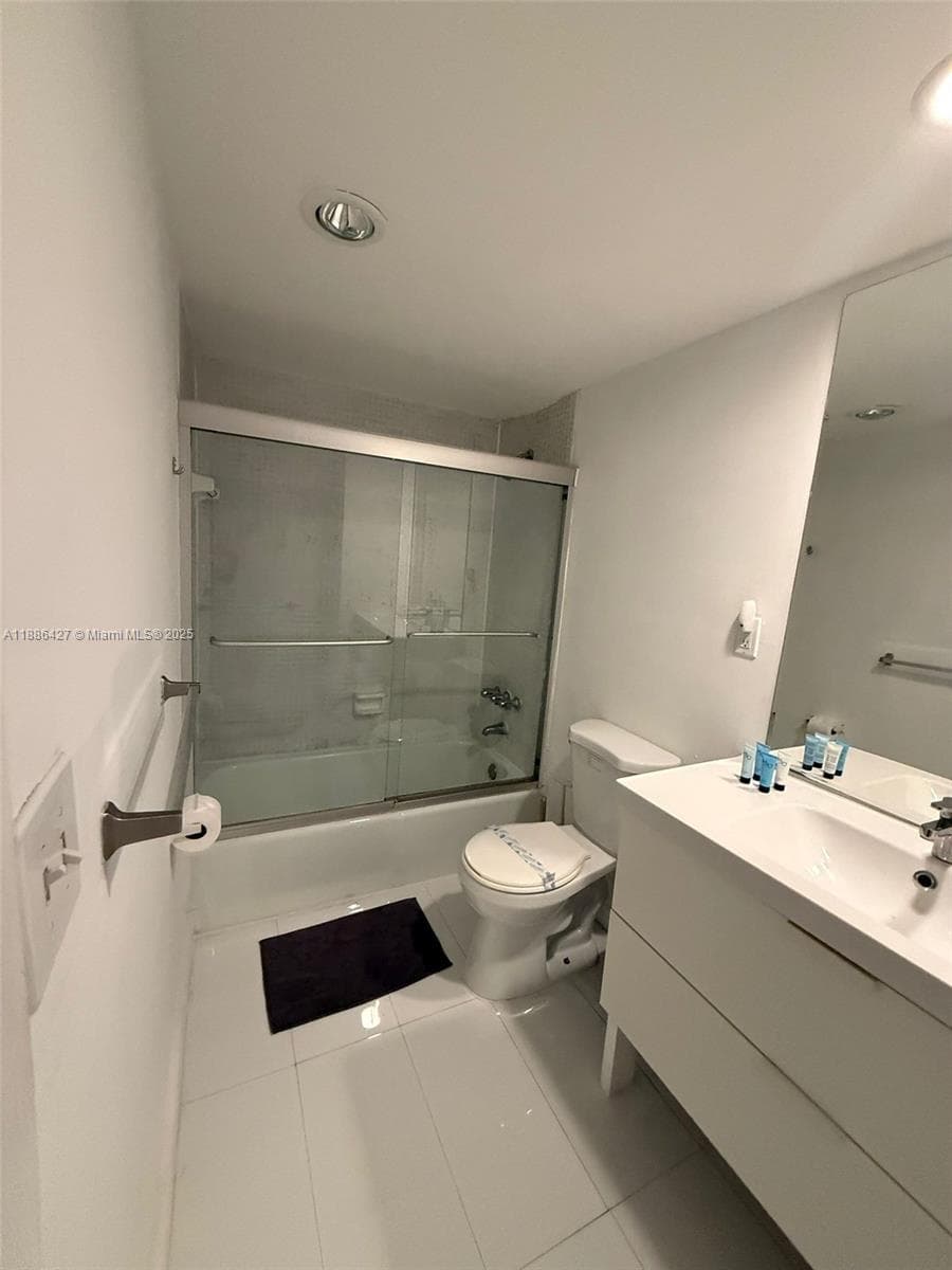 19370 Collins Ave # 904, Sunny Isles Beach FL 33160 — 25