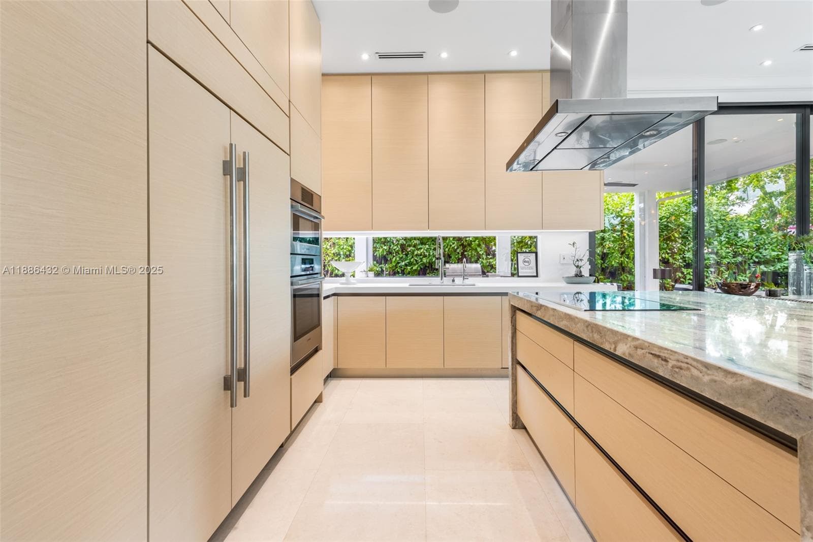 4675 NE 2nd Ave, Miami FL 33137 — 43