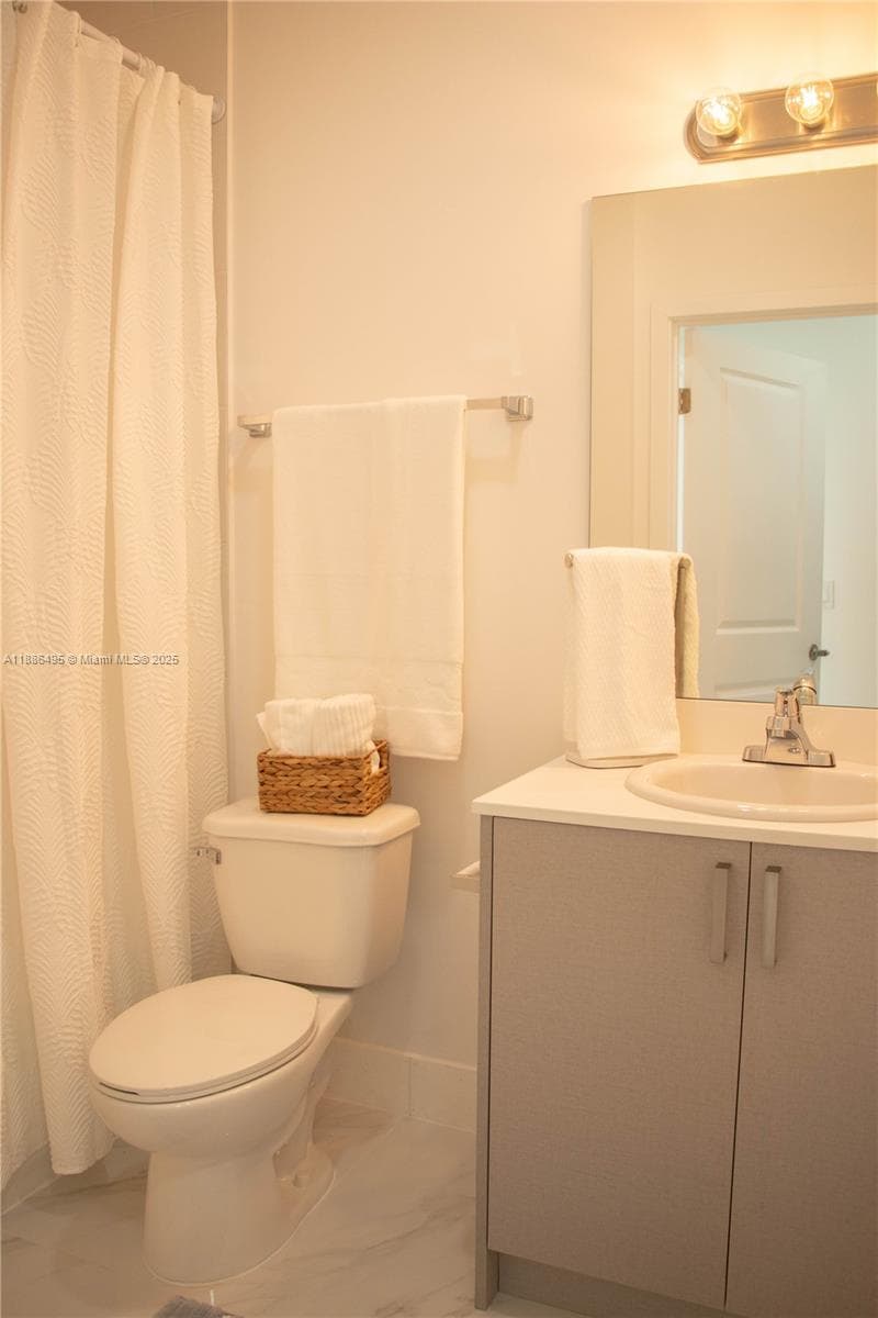 1453 W 29th St # 307, Hialeah FL 33012 — 19
