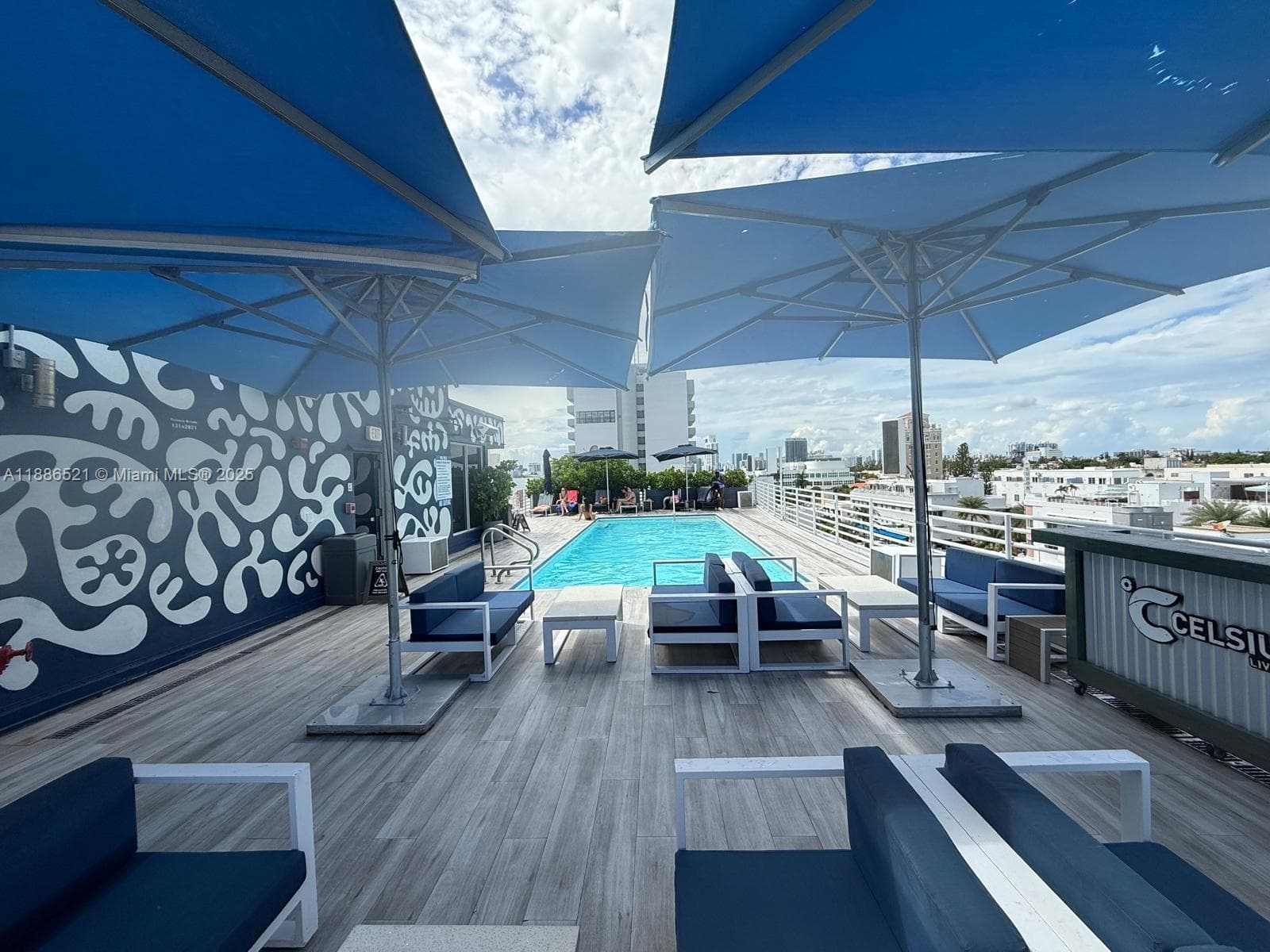 1036 Ocean Dr # B309, Miami Beach FL 33139 — 10