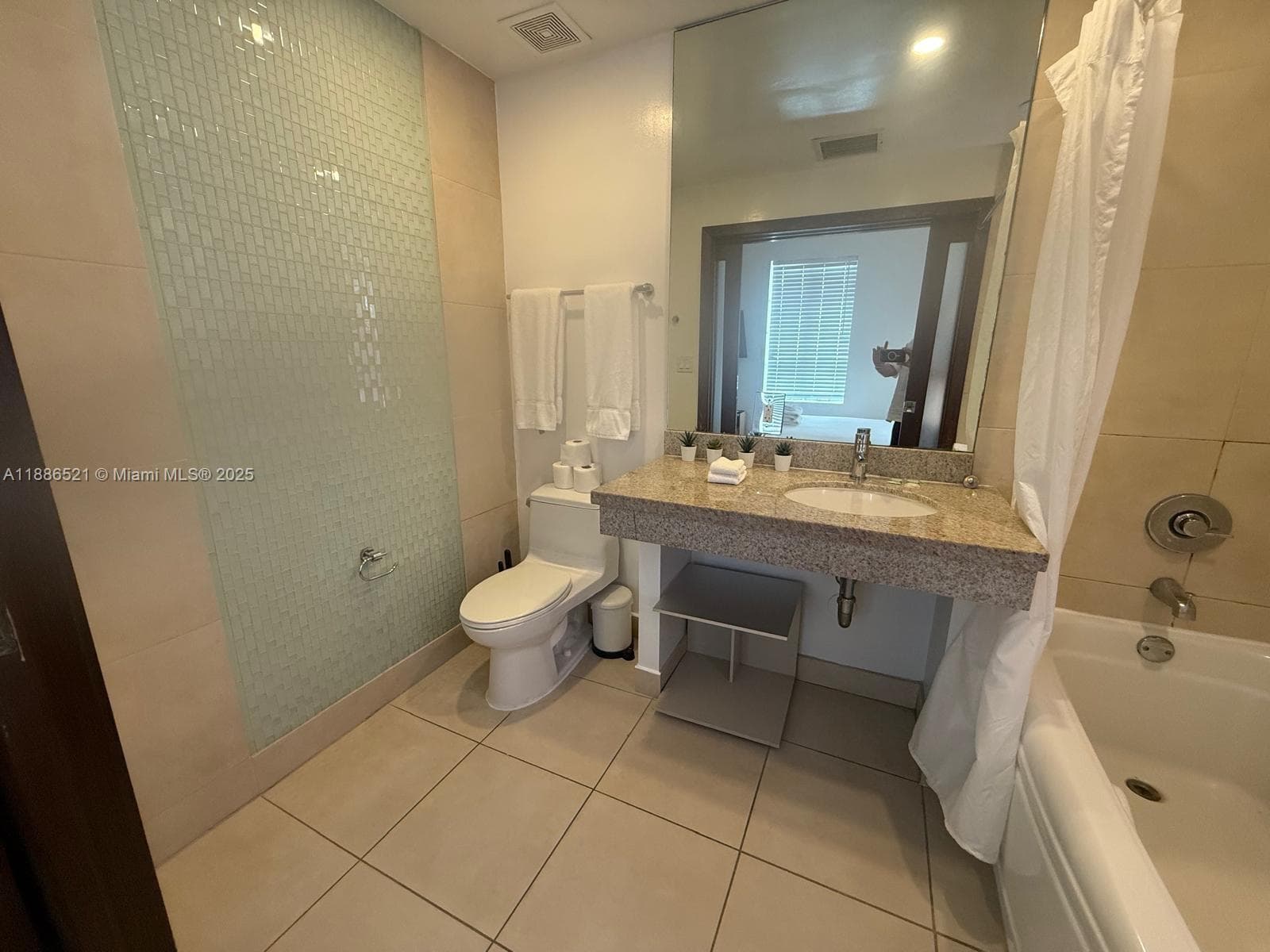 1036 Ocean Dr # B309, Miami Beach FL 33139 — 4