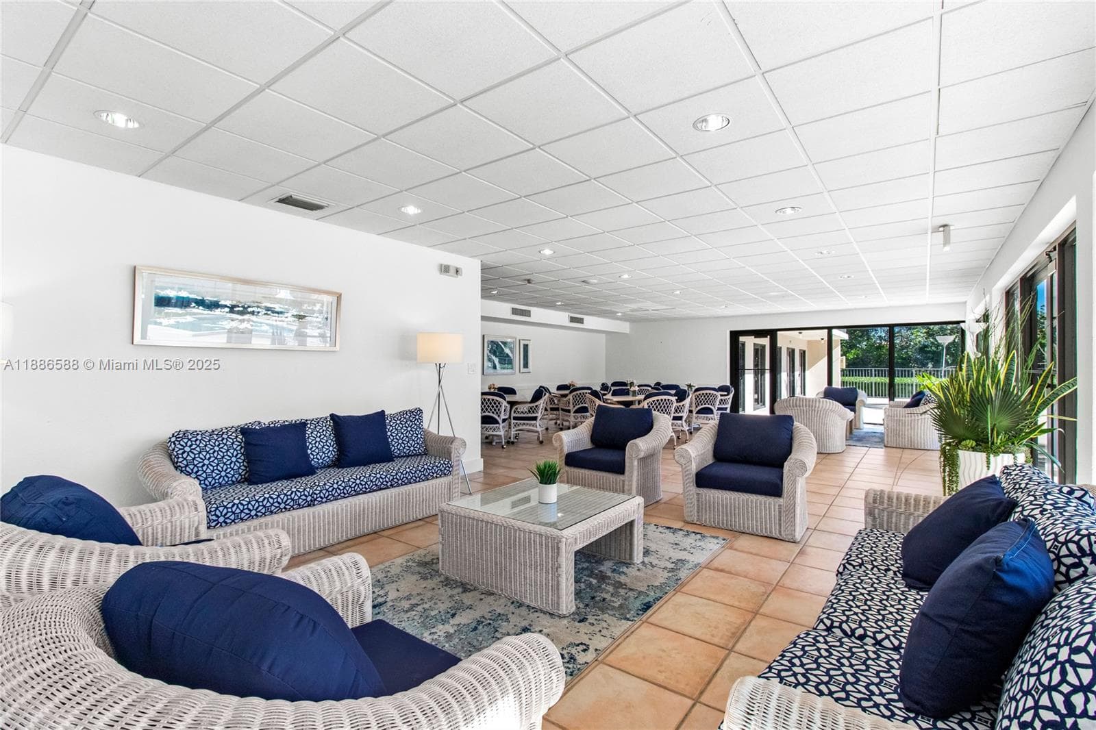 2625 Collins Ave # 608, Miami Beach FL 33140 — 24