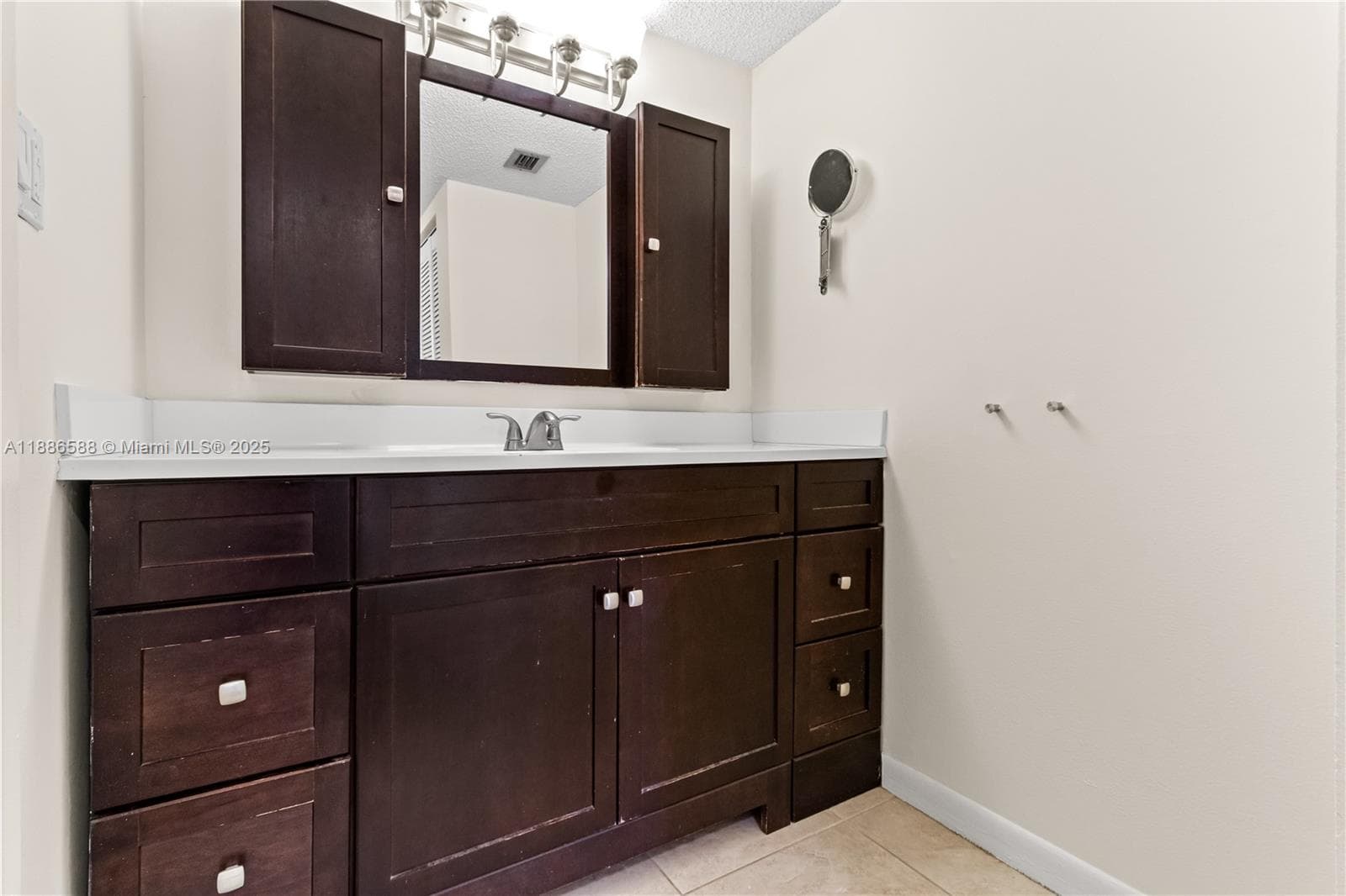 2625 Collins Ave # 608, Miami Beach FL 33140 — 10