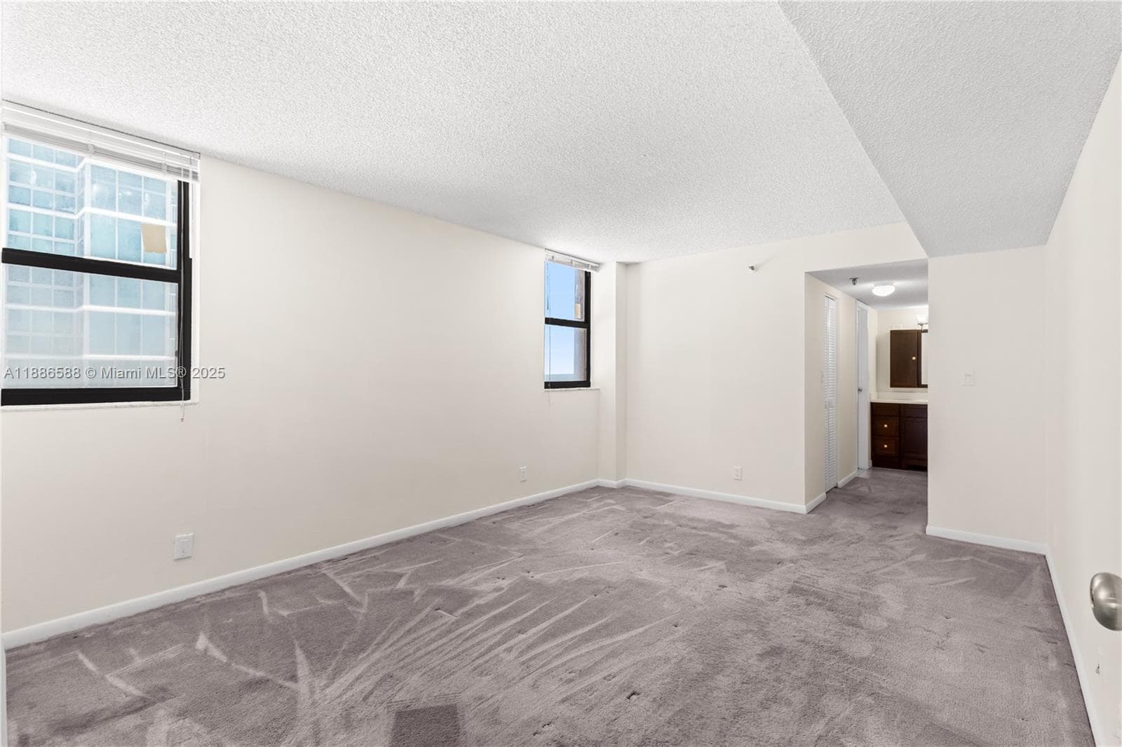 2625 Collins Ave # 608, Miami Beach FL 33140 — 8