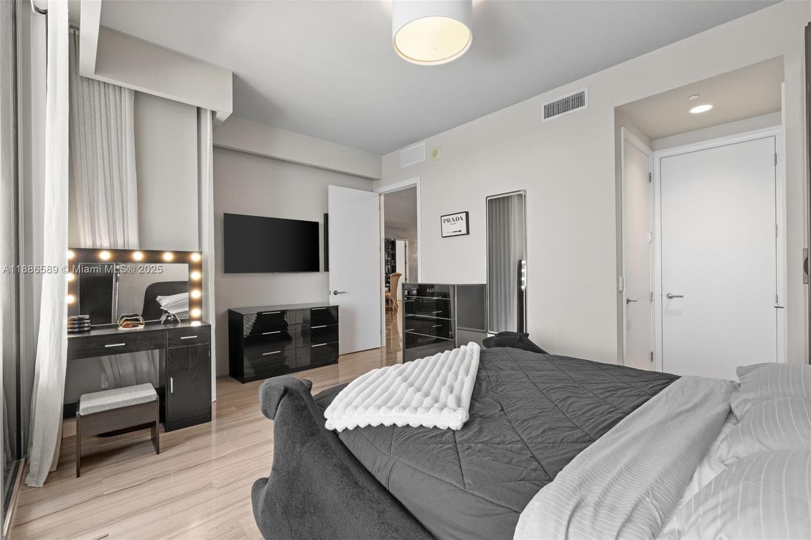 9705 Collins Ave # 2304N, Bal Harbour FL 33154 — 44
