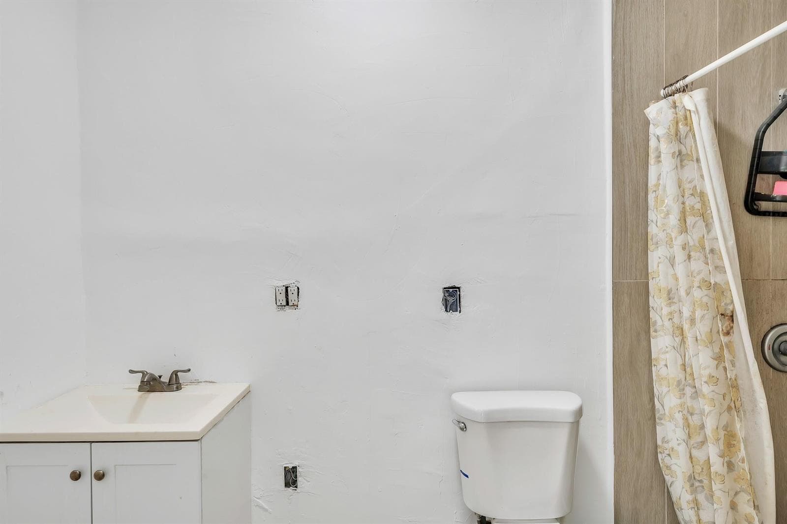16010 NE 5th Avenue, Miami FL 33162 — 27