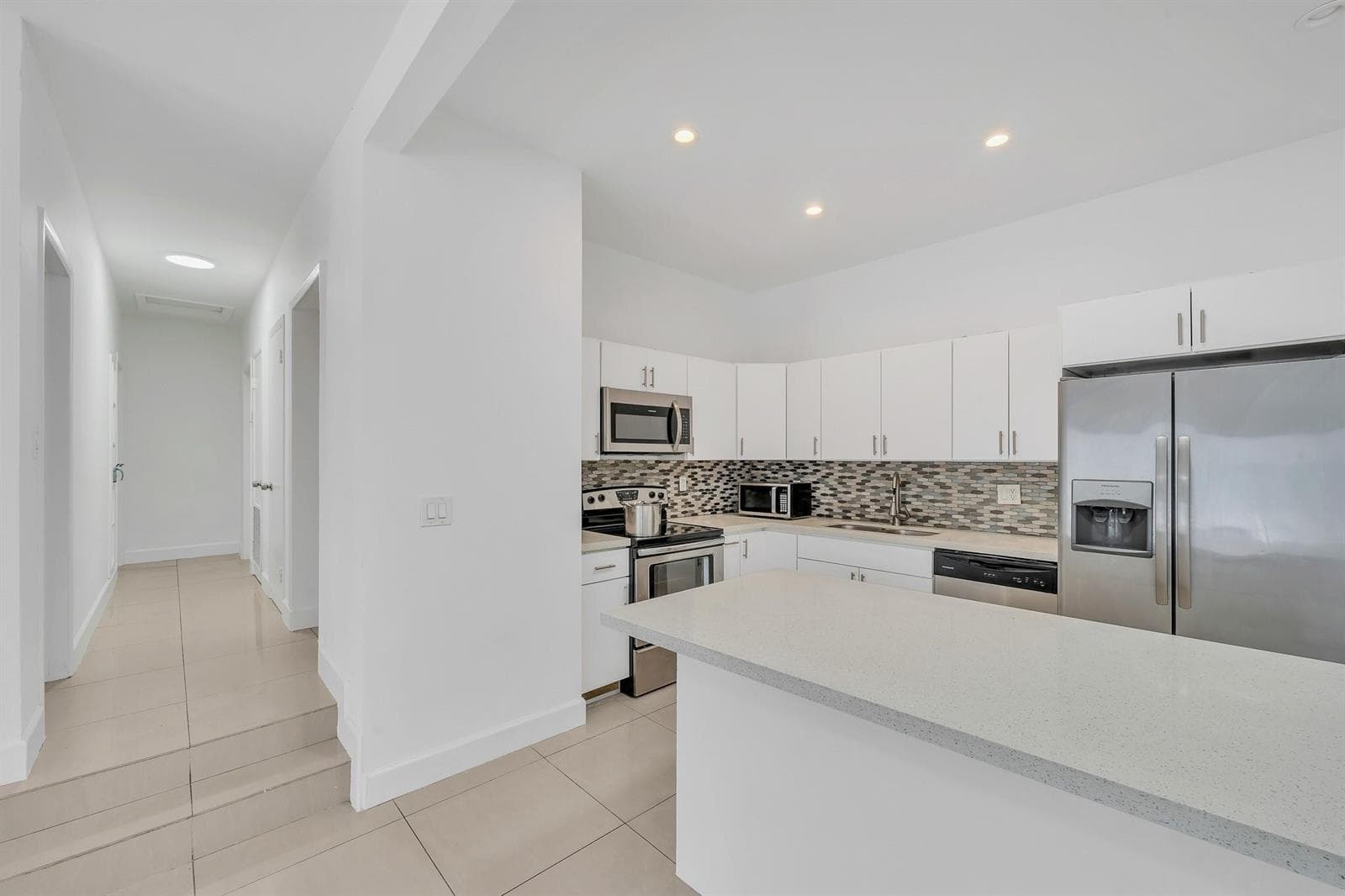 16010 NE 5th Avenue, Miami FL 33162 — 6