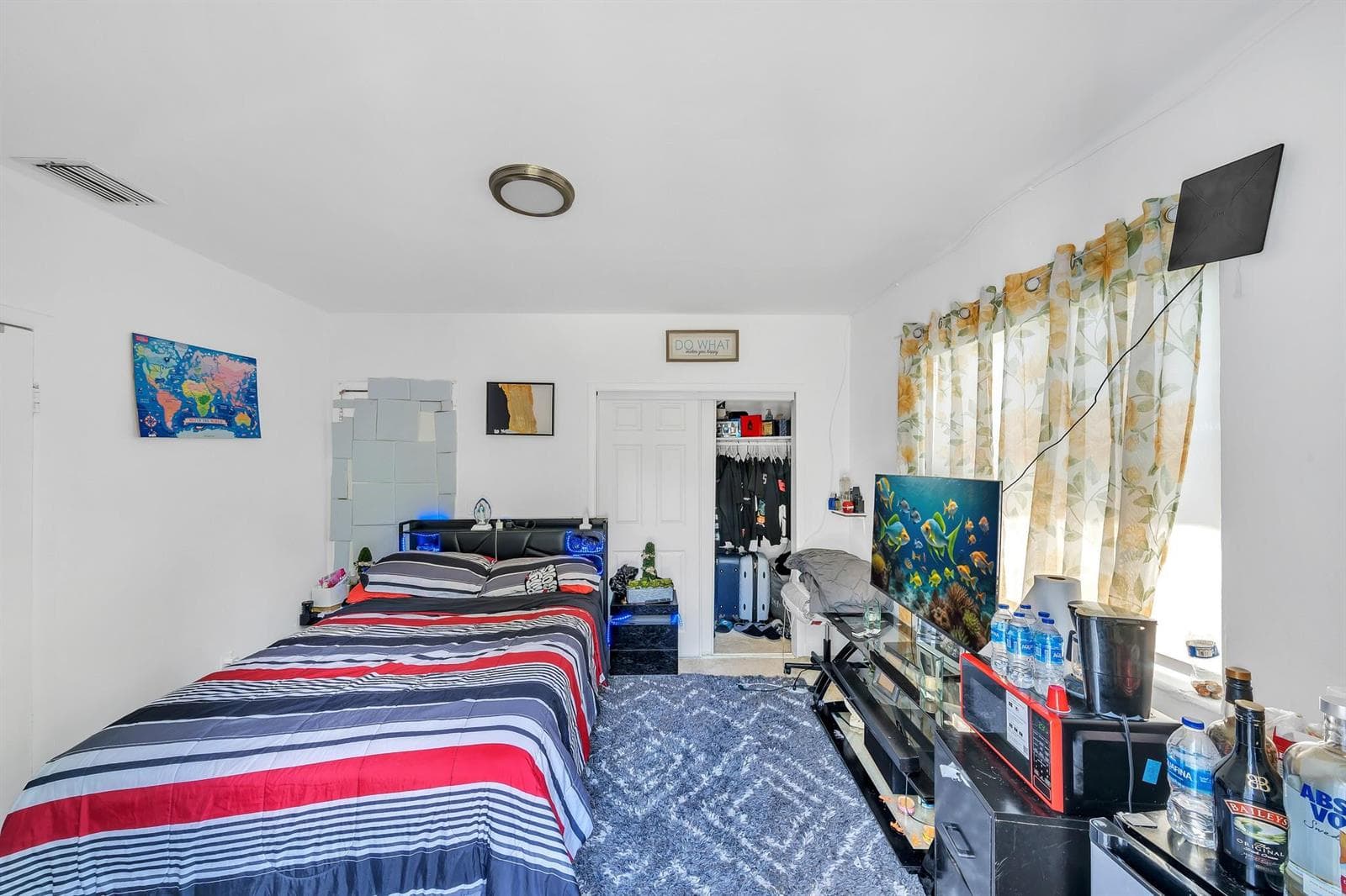 16010 NE 5th Avenue, Miami FL 33162 — 49