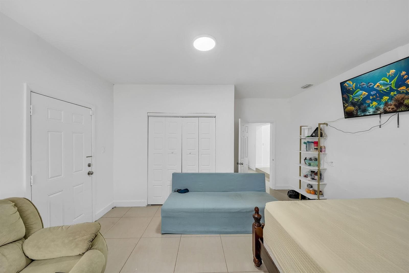 16010 NE 5th Avenue, Miami FL 33162 — 37