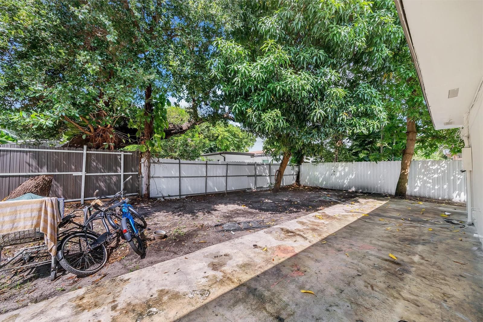 16010 NE 5th Avenue, Miami FL 33162 — 39