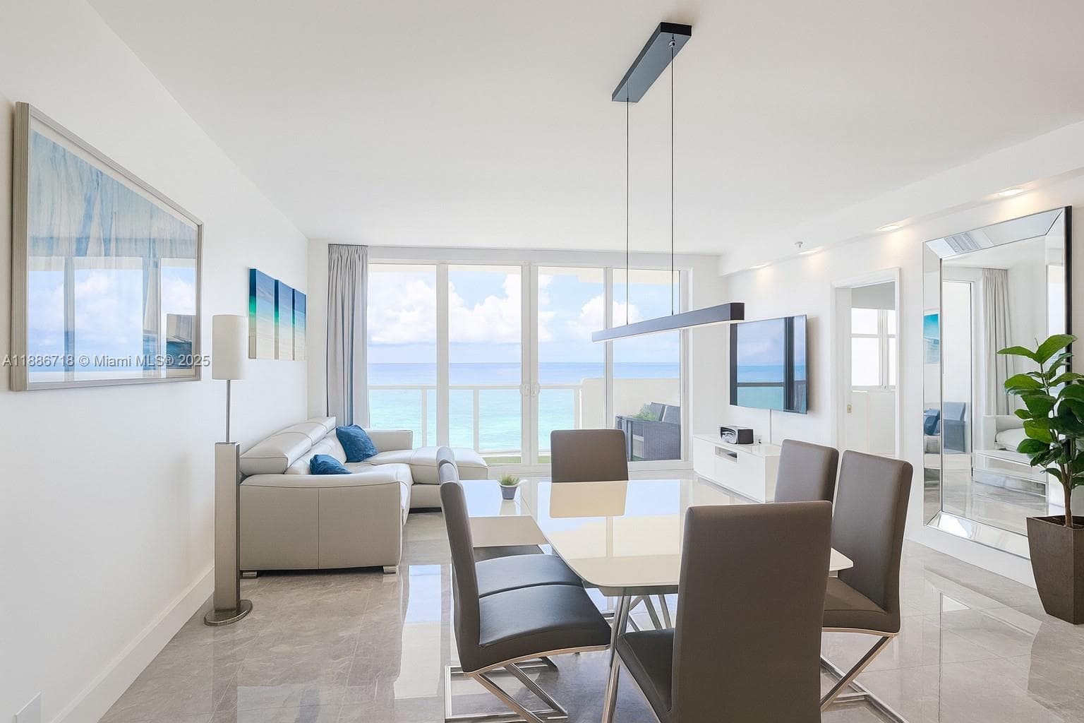5601 Collins Ave # 1409, Miami Beach FL 33140 — 1