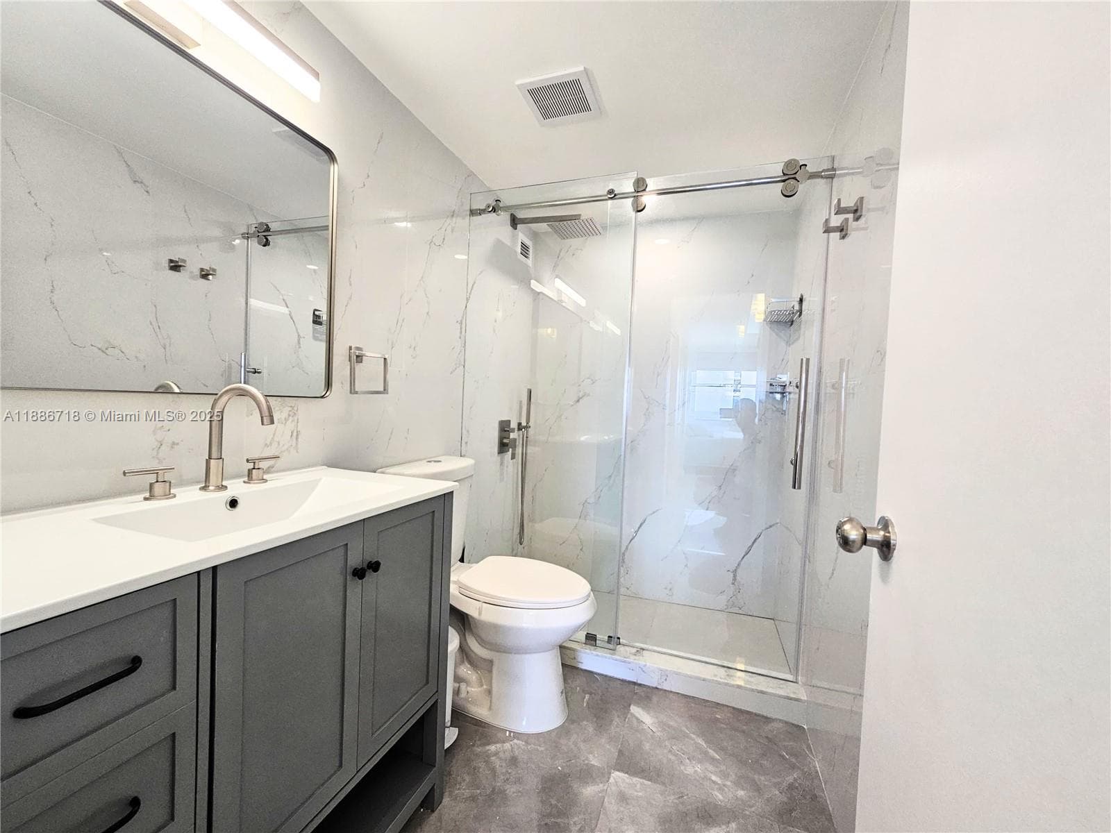 5601 Collins Ave # 1409, Miami Beach FL 33140 — 20