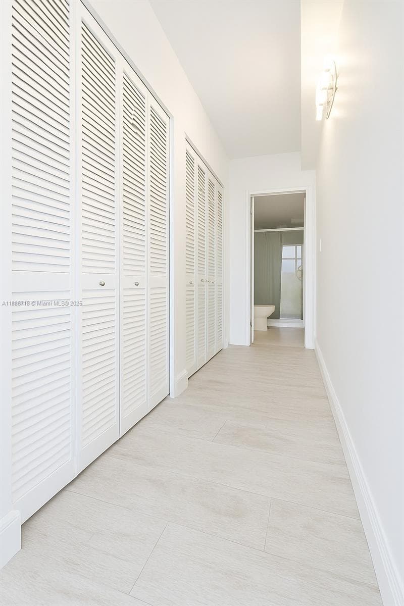 5601 Collins Ave # 1409, Miami Beach FL 33140 — 18
