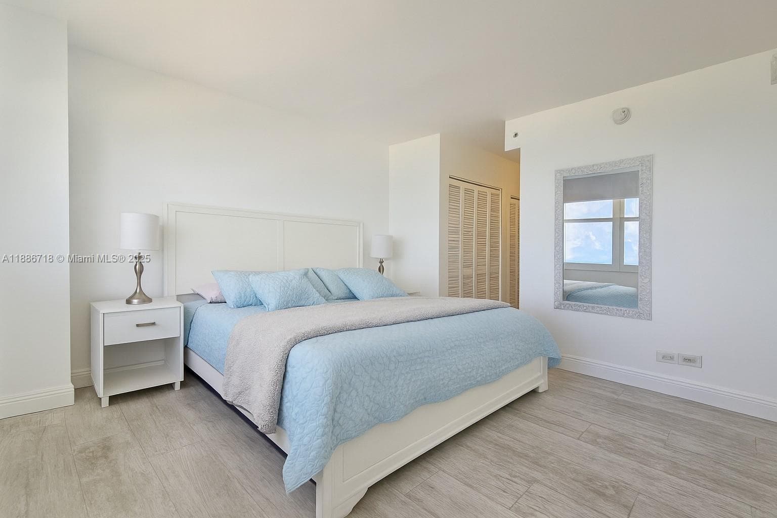 5601 Collins Ave # 1409, Miami Beach FL 33140 — 15