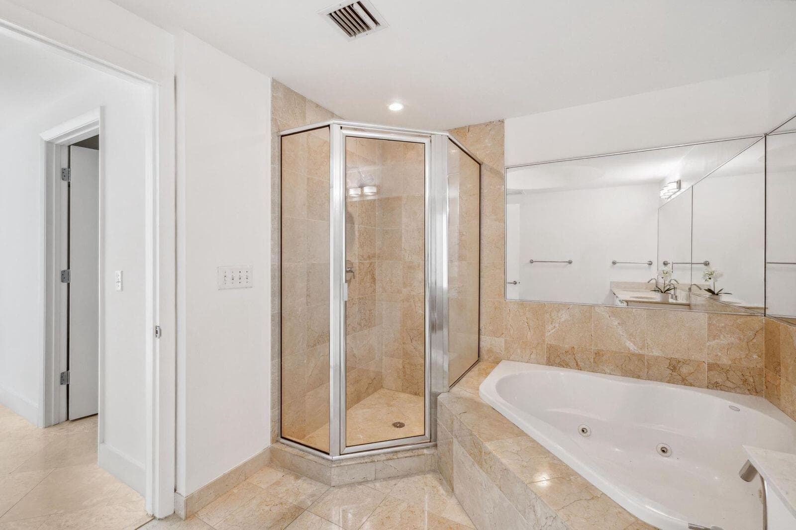3131 NE 188th Street # 705, Aventura FL 33180 — 22