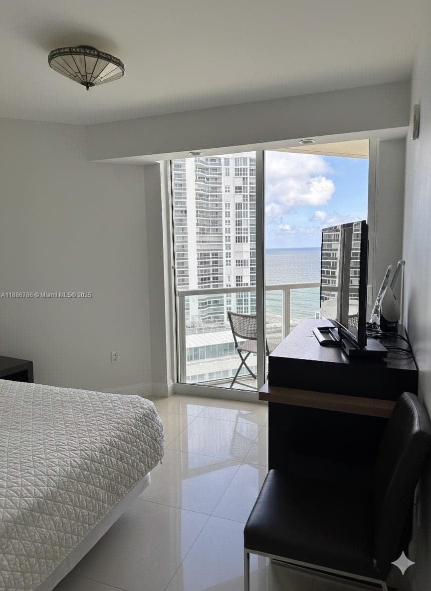 16699 Collins Ave # 1806, Sunny Isles Beach FL 33160 — 15