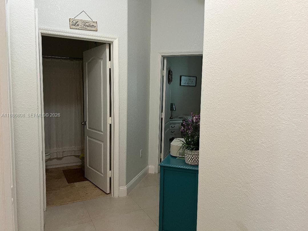 18247 NW 88th Pl, Hialeah FL 33018 — 27