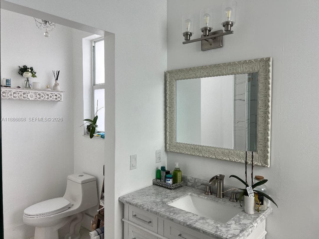 18247 NW 88th Pl, Hialeah FL 33018 — 22