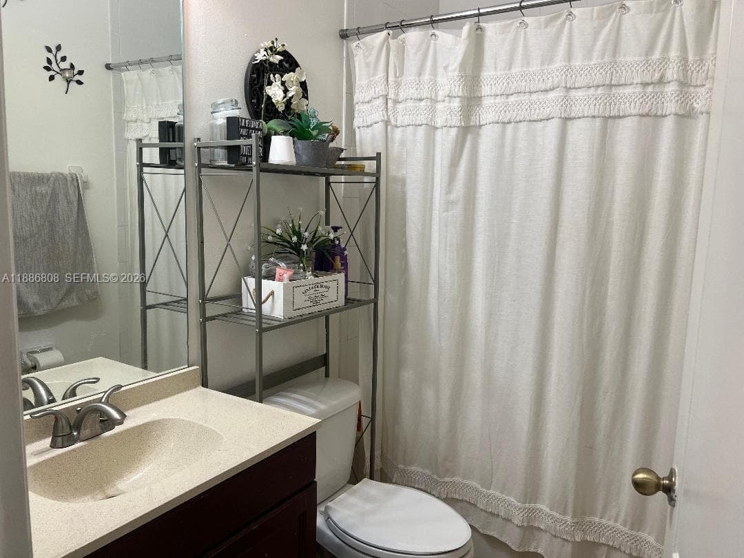 18247 NW 88th Pl, Hialeah FL 33018 — 28