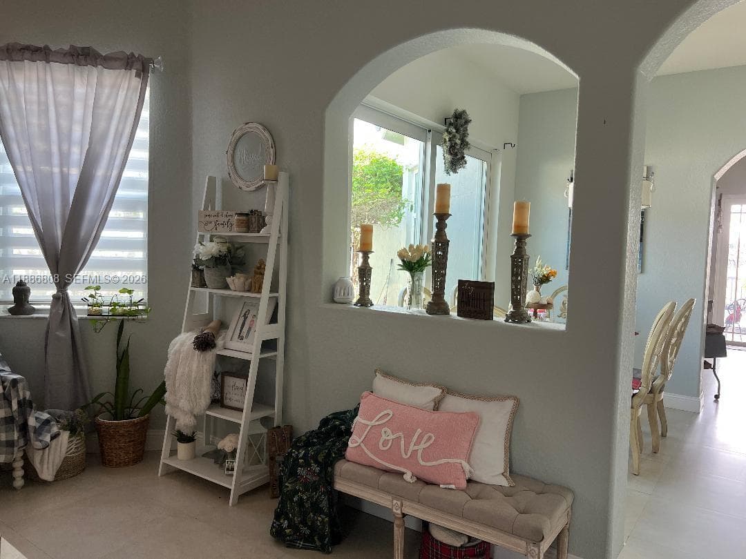 18247 NW 88th Pl, Hialeah FL 33018 — 5