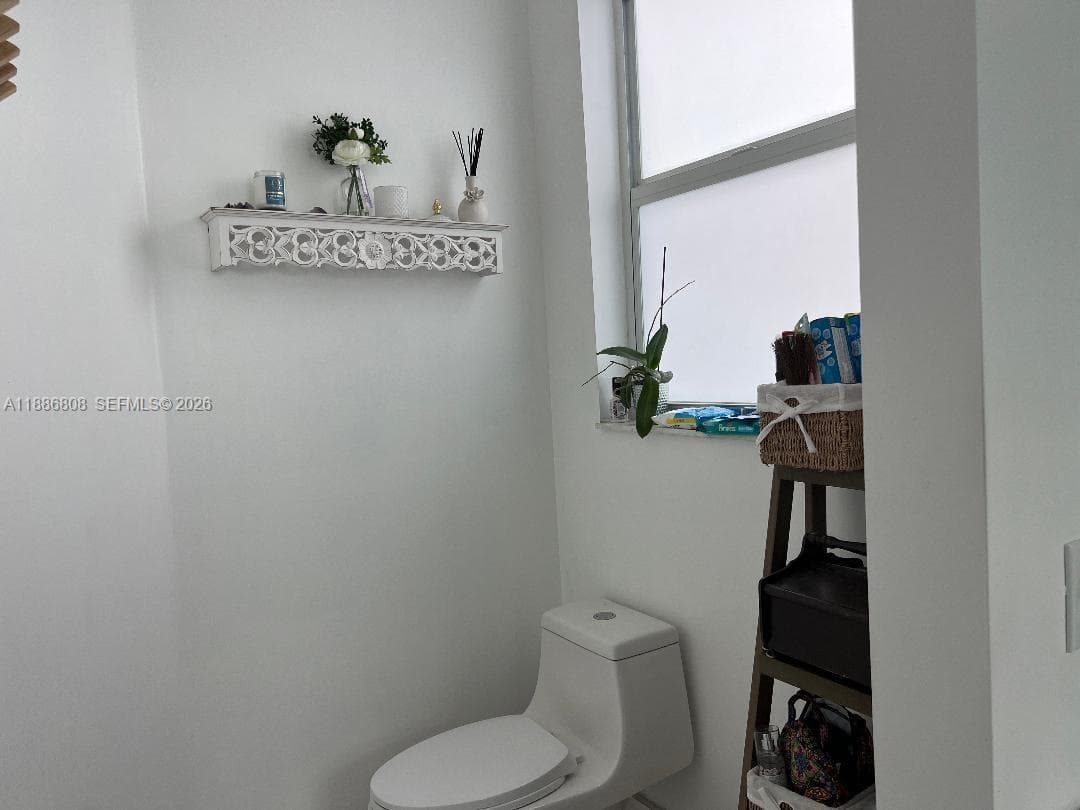 18247 NW 88th Pl, Hialeah FL 33018 — 24