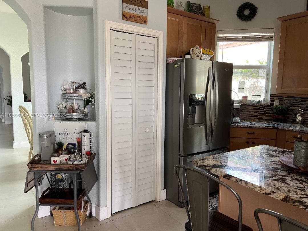 18247 NW 88th Pl, Hialeah FL 33018 — 14