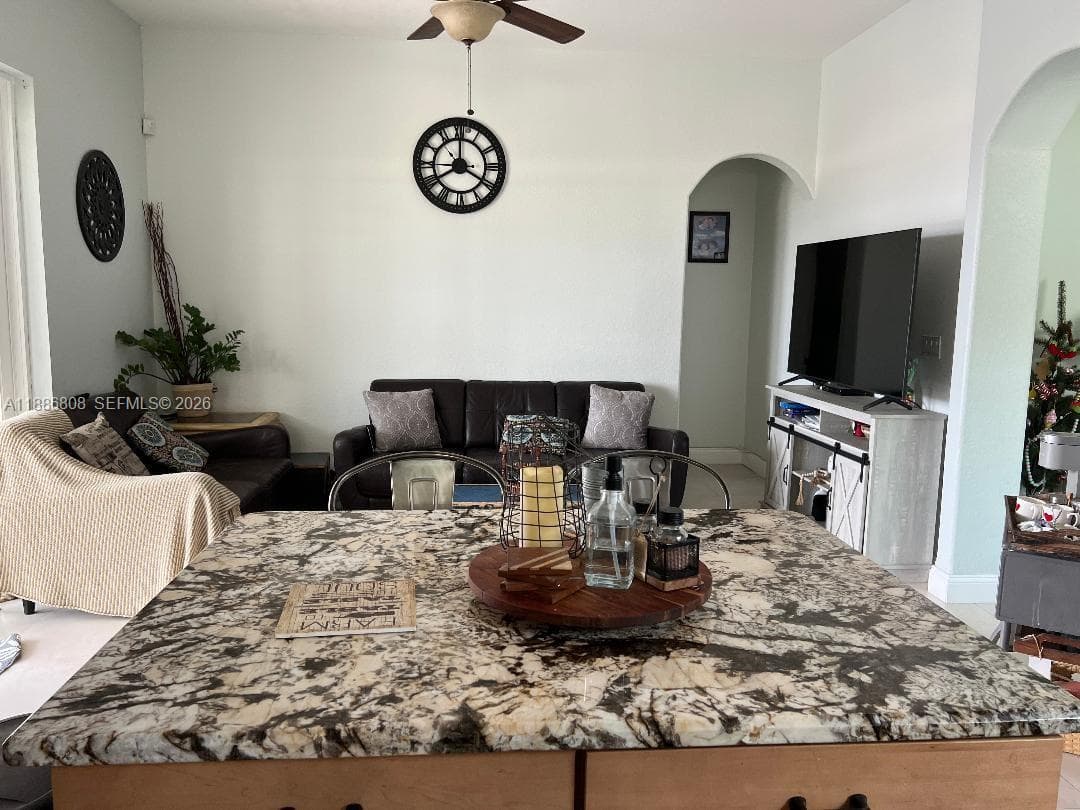 18247 NW 88th Pl, Hialeah FL 33018 — 15