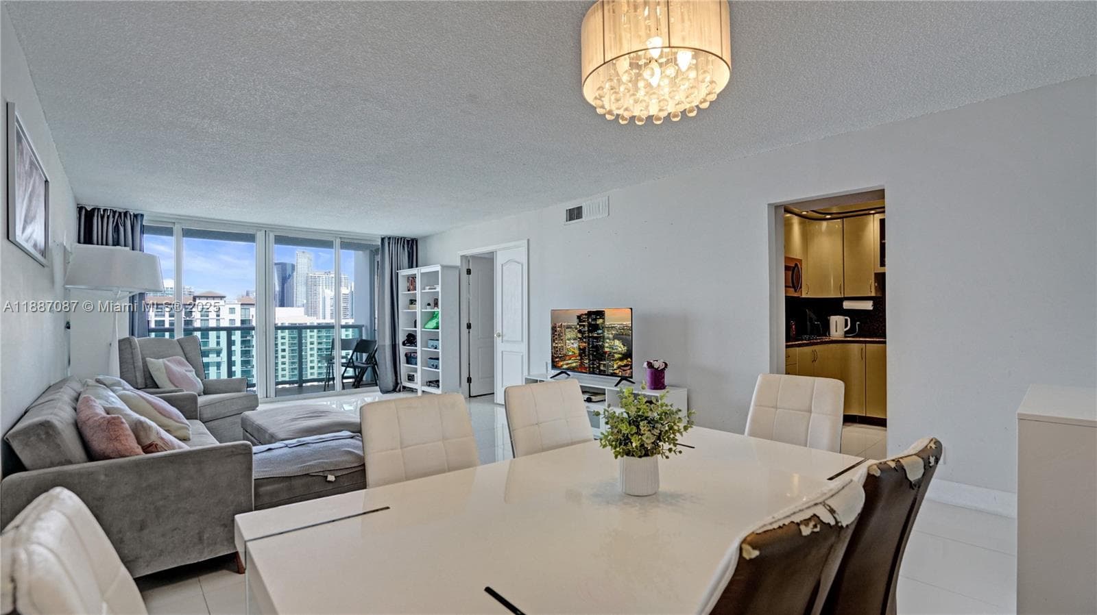 100 Bayview Dr # 1931, Sunny Isles Beach FL 33160 — 12