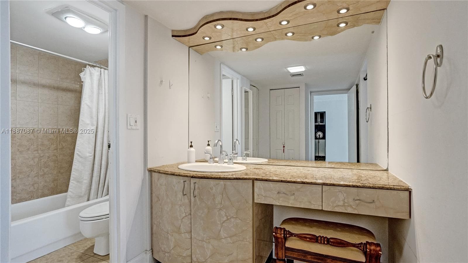 100 Bayview Dr # 1931, Sunny Isles Beach FL 33160 — 33