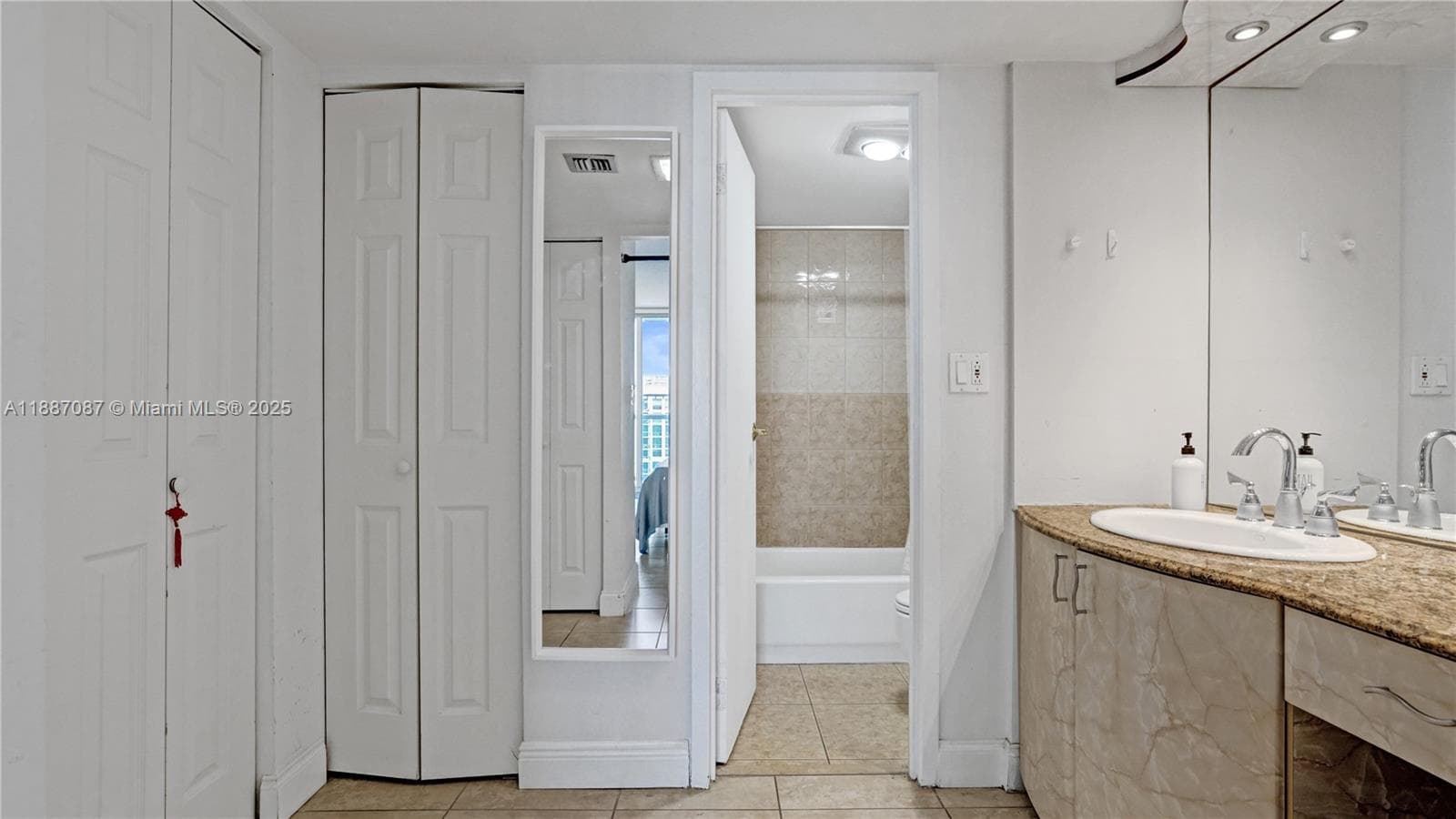 100 Bayview Dr # 1931, Sunny Isles Beach FL 33160 — 31