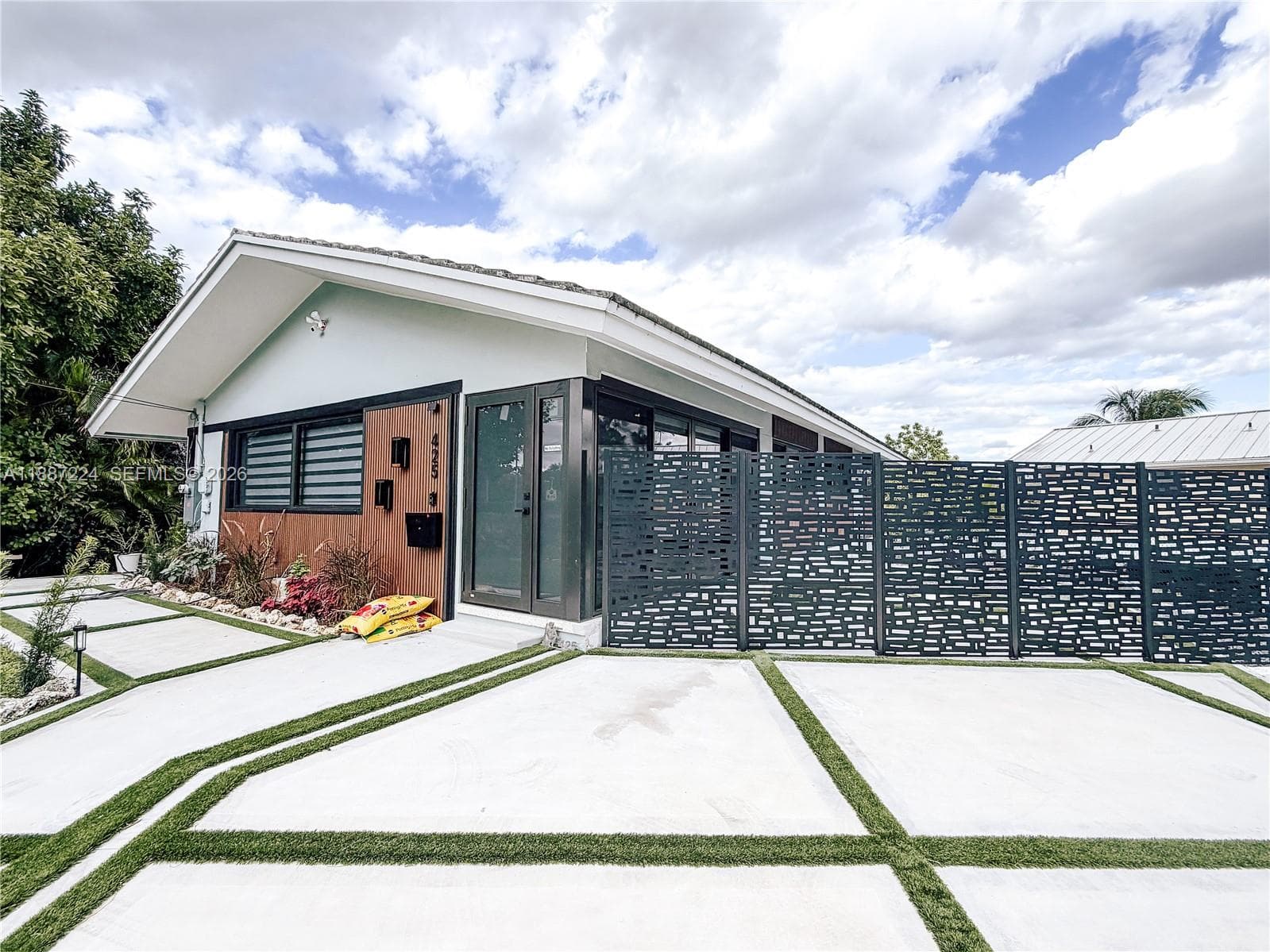 425 NE 103rd St # 425, Miami Shores FL 33138 — 67