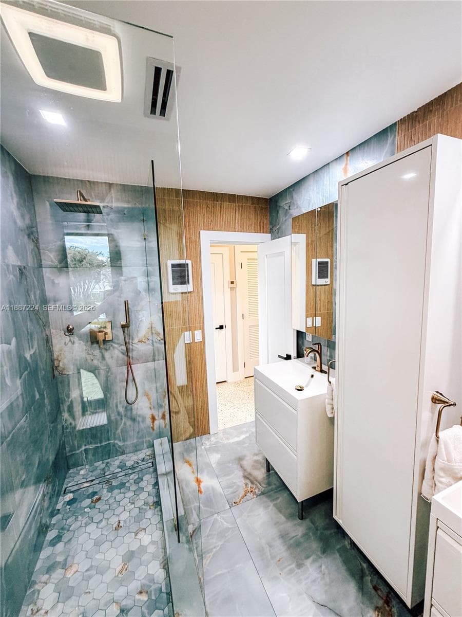 425 NE 103rd St # 425, Miami Shores FL 33138 — 35