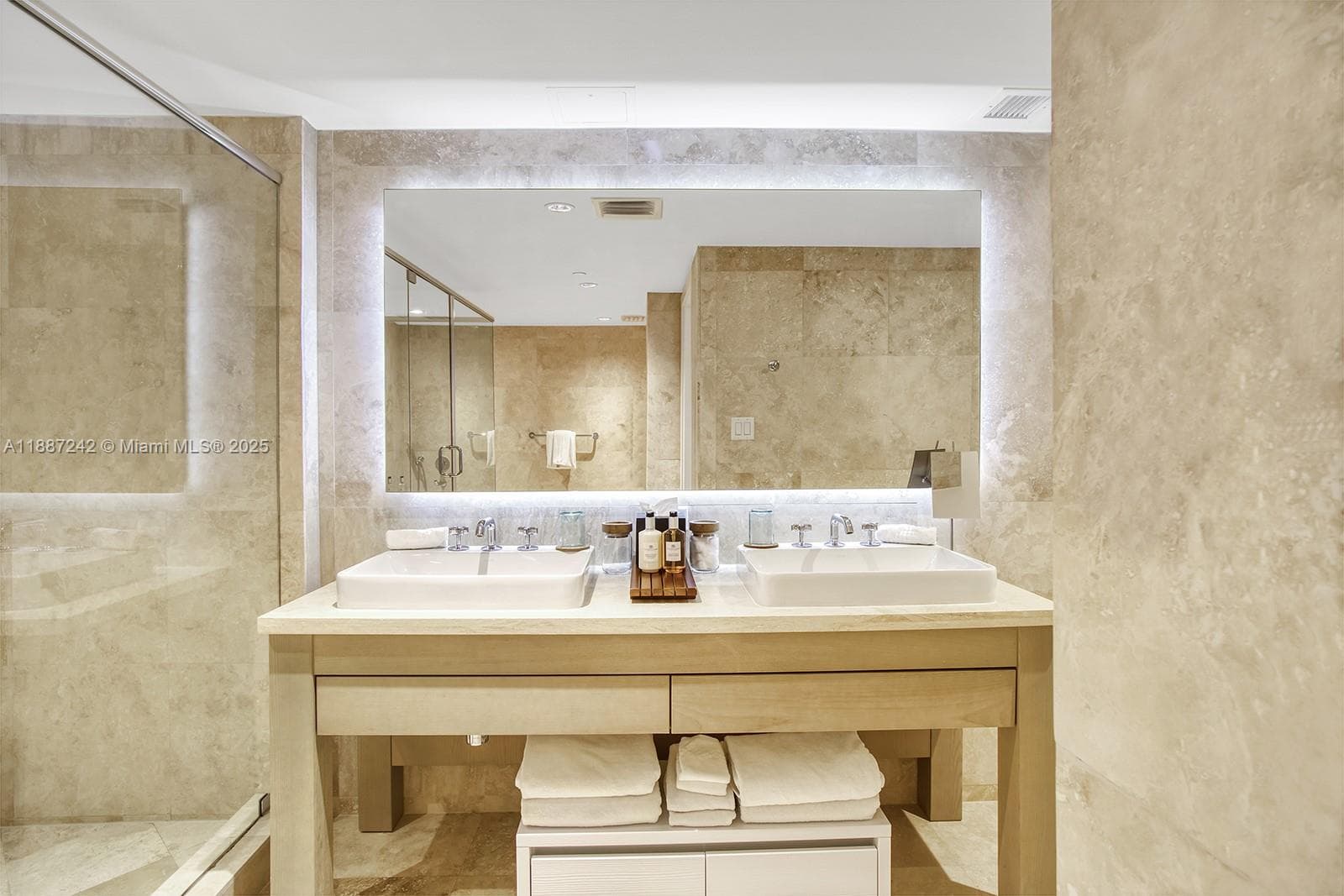 102 24 Street # 945, Miami Beach FL 33139 — 5