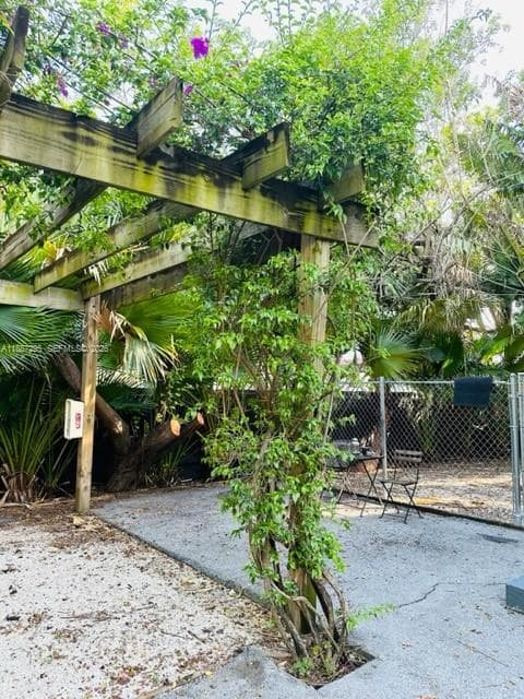 1030 NE 80th St # 4, Miami FL 33138 — 27
