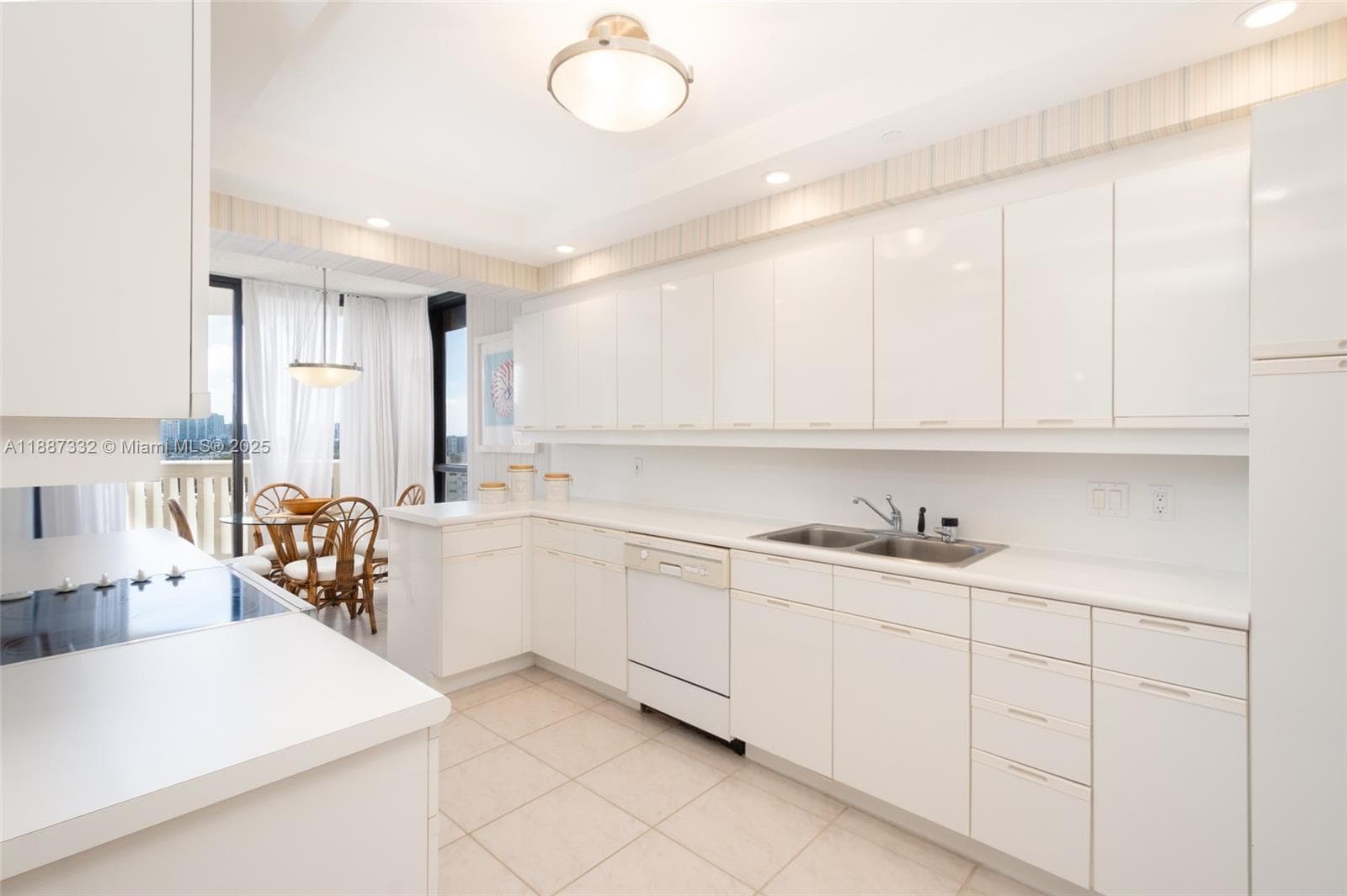 2000 Island Blvd # 1002, Aventura FL 33160 — 7