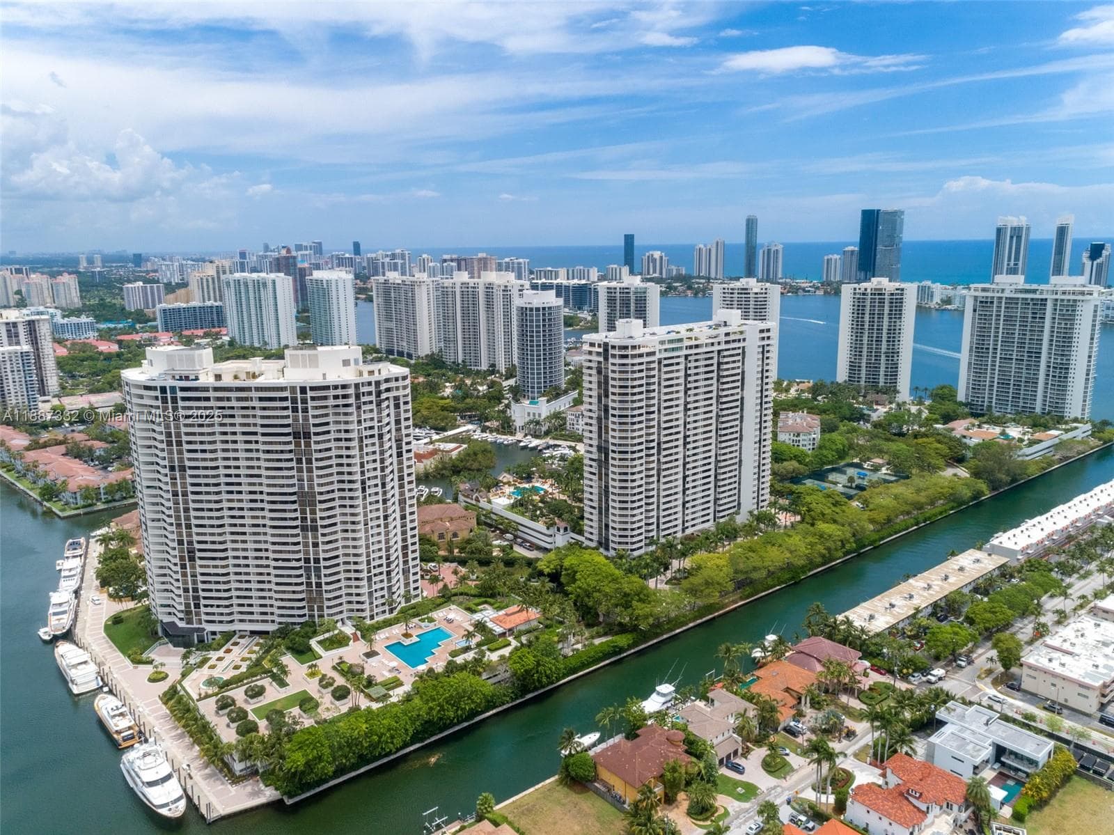 2000 Island Blvd # 1002, Aventura FL 33160 — 1