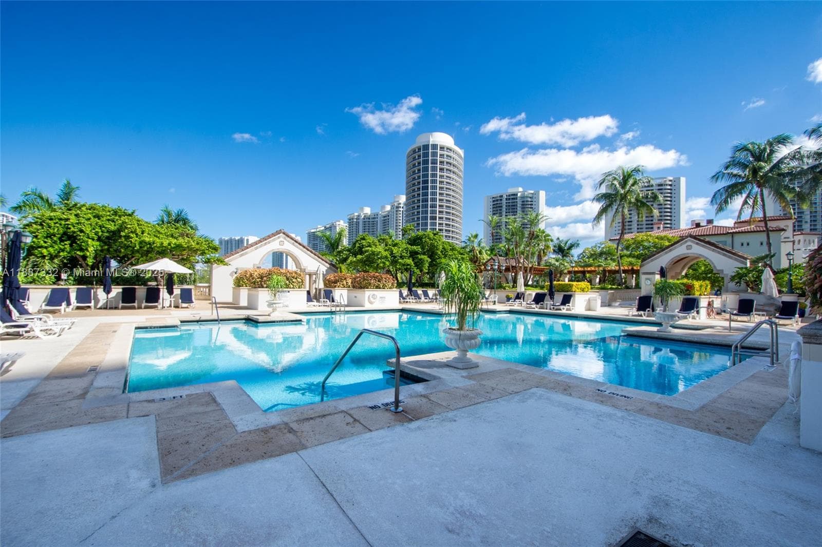 2000 Island Blvd # 1002, Aventura FL 33160 — 24