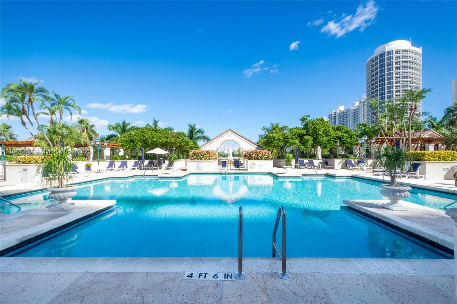 2000 Island Blvd # 1002, Aventura FL 33160 — 25